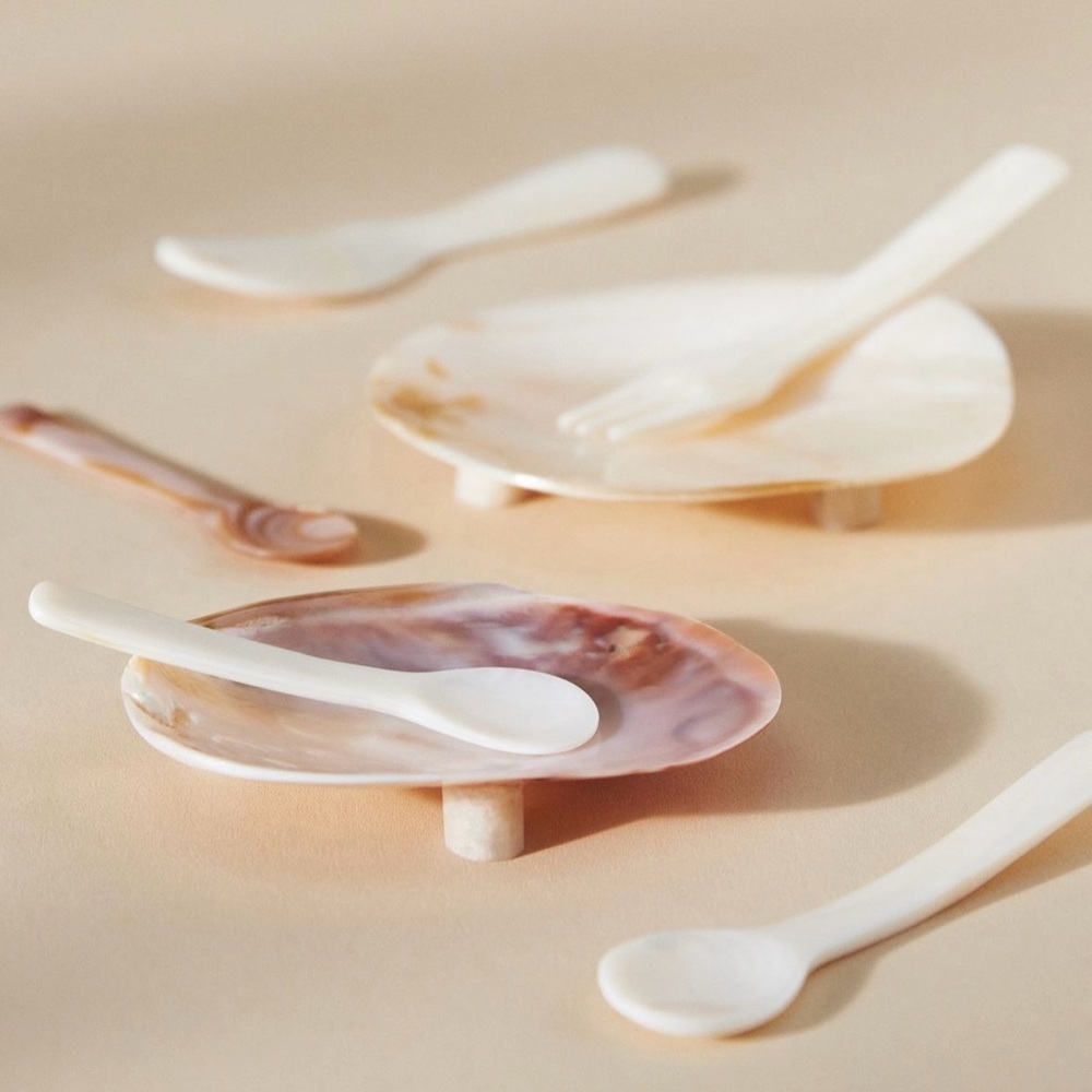 NWT Anthropologie shell caviar dish